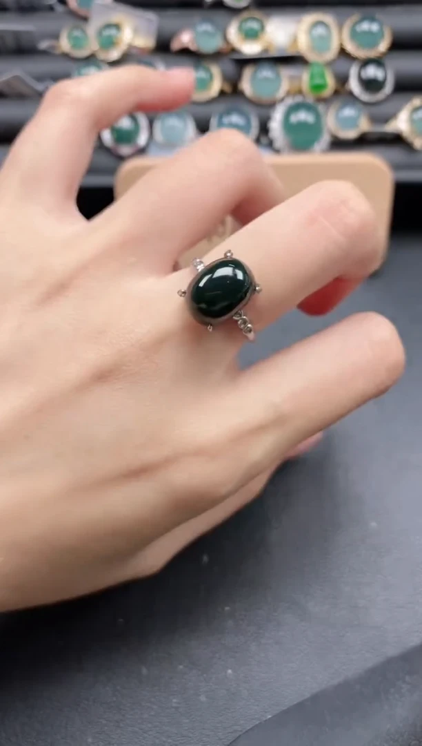 翡翠戒指银S925镶嵌11111