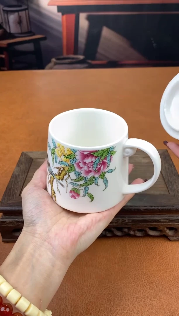 【闪购商品】兰缠枝莲三杯旅行套