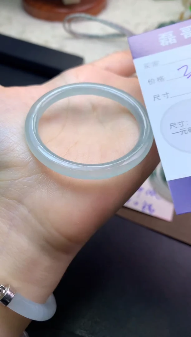 未镶嵌定制翡翠毛货