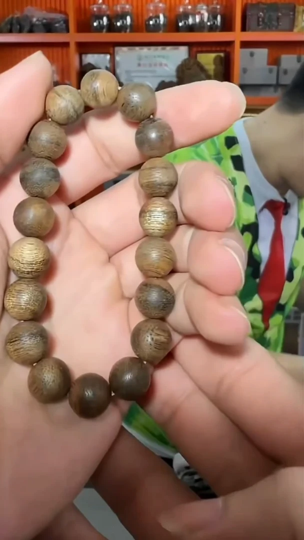 沉香手串65号单圈绿伽罗1.1多样性发一