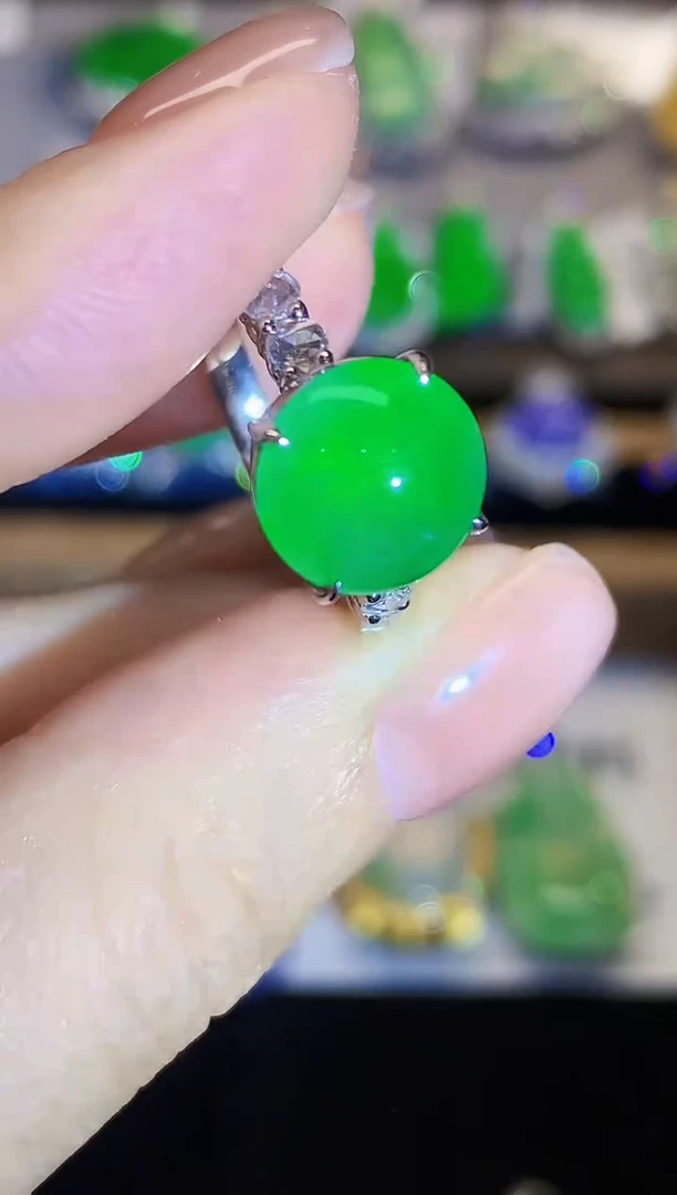 18K金镶嵌戒指翡翠JS多样性发其一