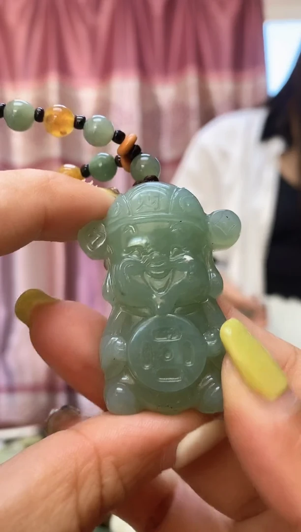 未镶嵌岫玉吊坠