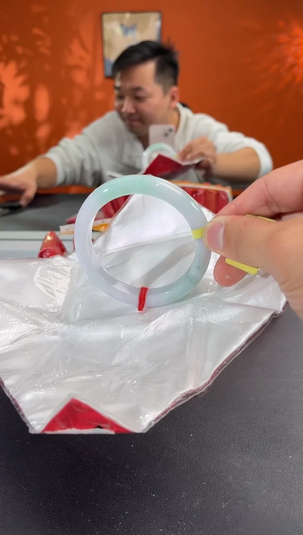 未镶嵌手镯翡翠1  6061