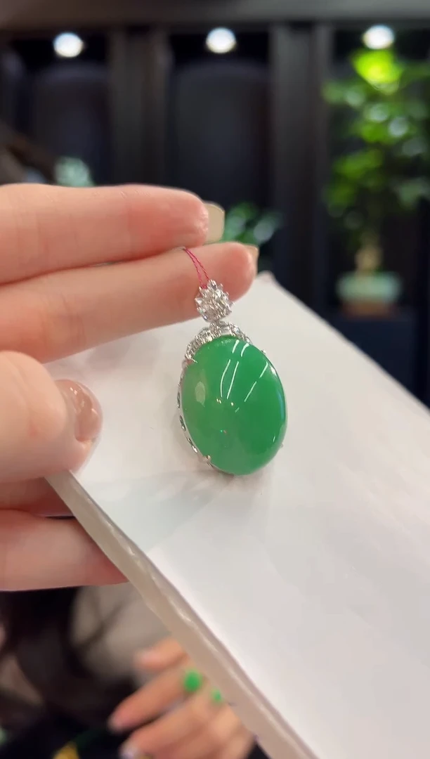 吊坠(不含链)18K金镶嵌翡翠 缅料A货/支持复检/一件