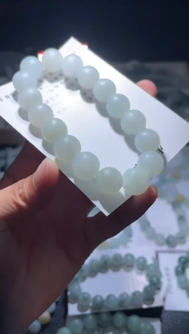 未镶嵌定制翡翠翡翠手串