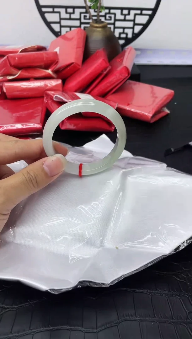 28尺寸合适再拍，圈口55-56