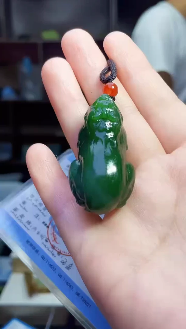 和田玉未镶嵌颈饰1