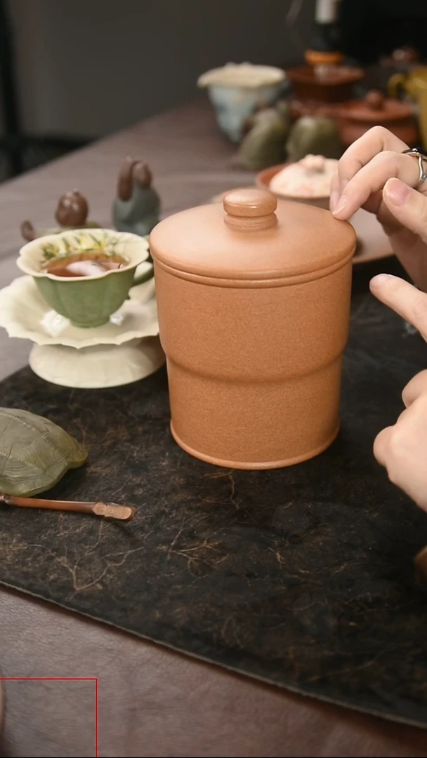 九隐茶器五彩段茶叶罐
