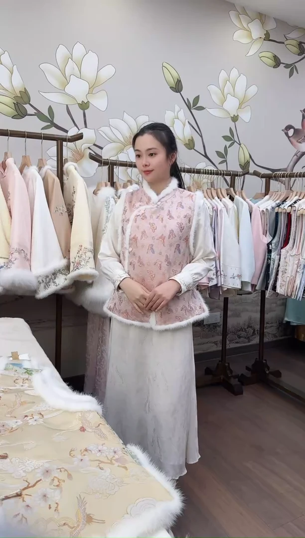 炸款吴罗宋锦玉兰水貂棉马夹