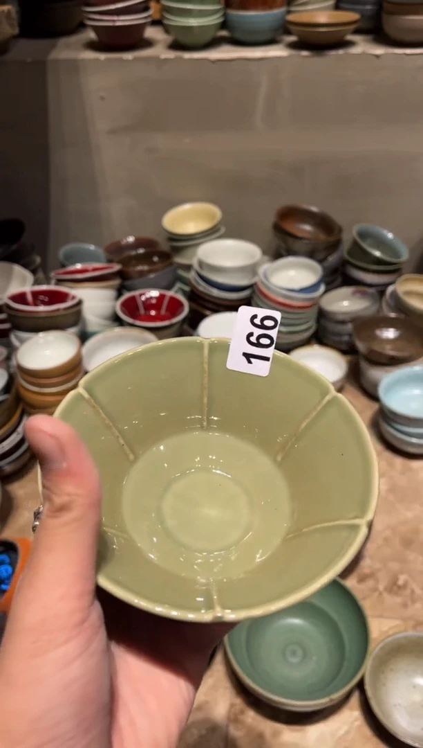 【闪购商品】瓷片166 青色葵口小碗1个