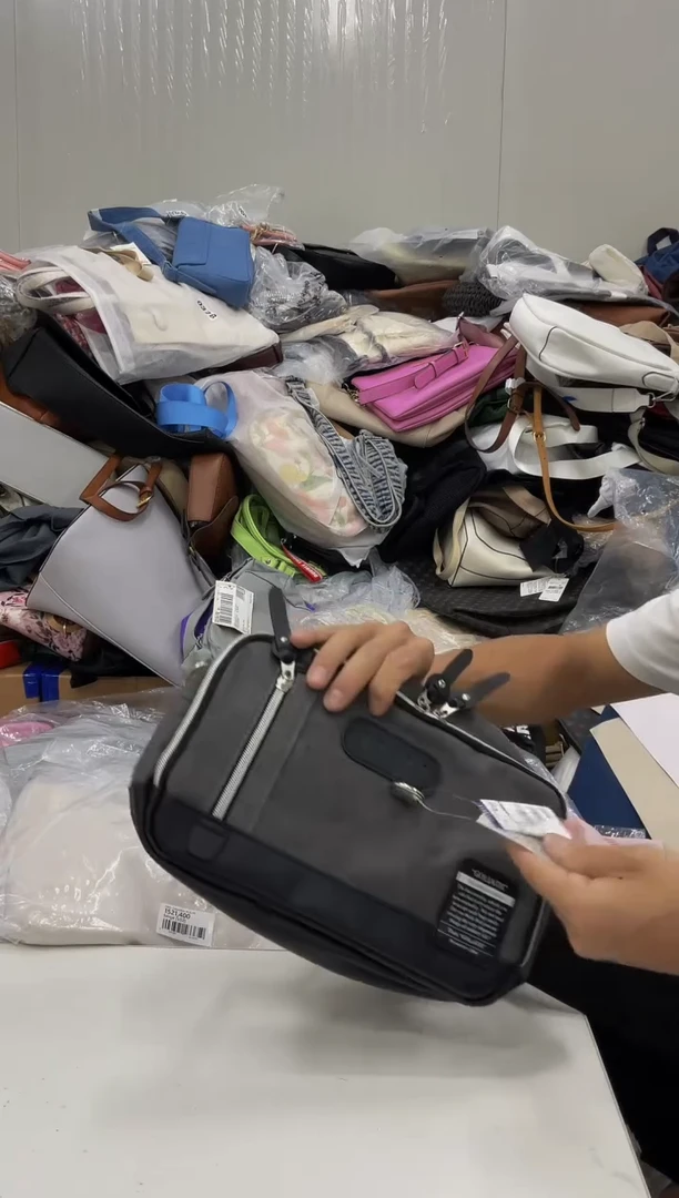 PU工厂外贸库存尾货瑕疵女士包