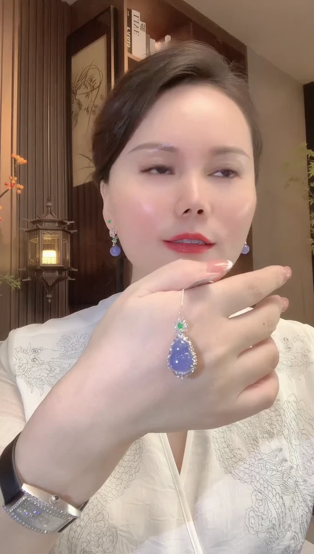 吊坠(不含链)18K金镶嵌翡翠C89 紫货有一定色差
