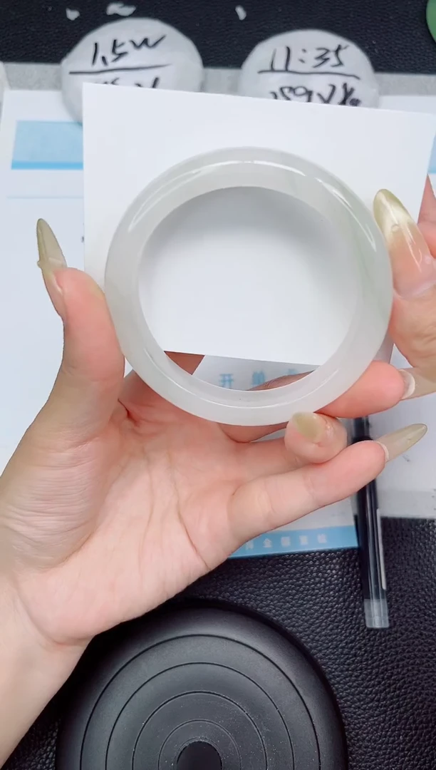 石英质玉手镯未镶嵌307-59.6