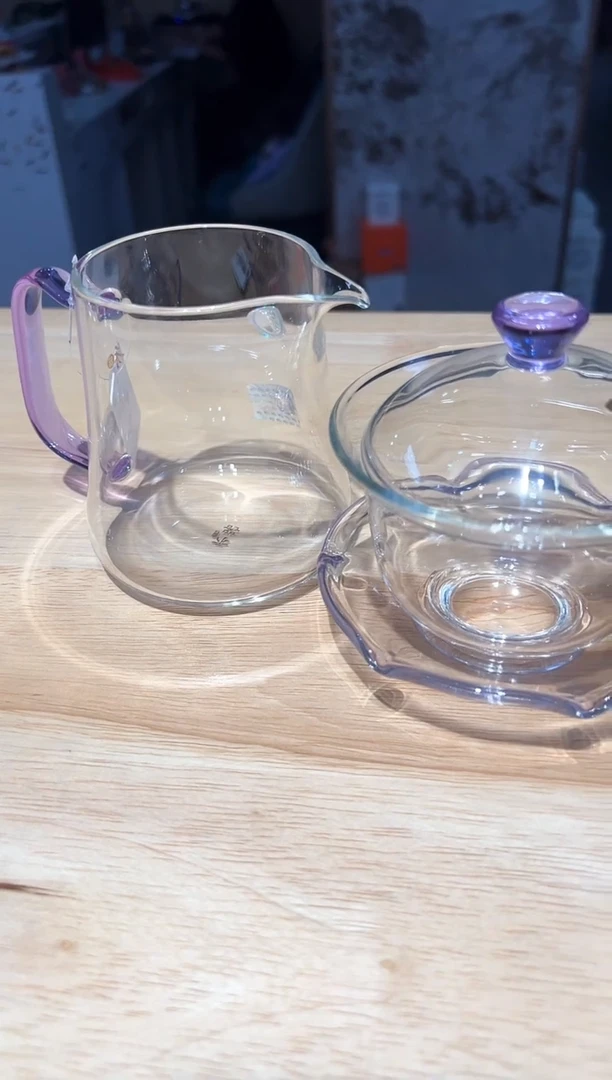 荷叶盖碗浅紫色+卓然公道杯浅紫色