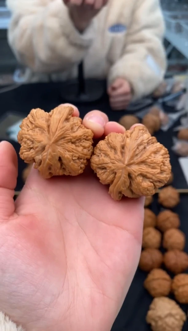 【闪购商品】文玩核桃把件肉球筋41-t244