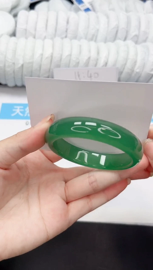 未镶嵌手镯石英质玉108-55ZML
