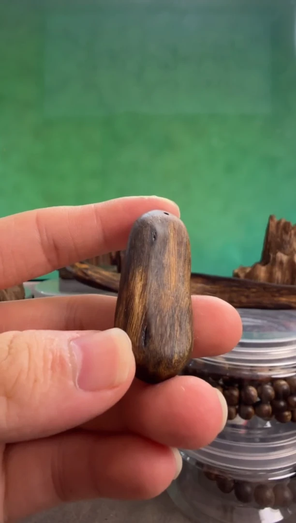 沉香手把件海南多样性发一