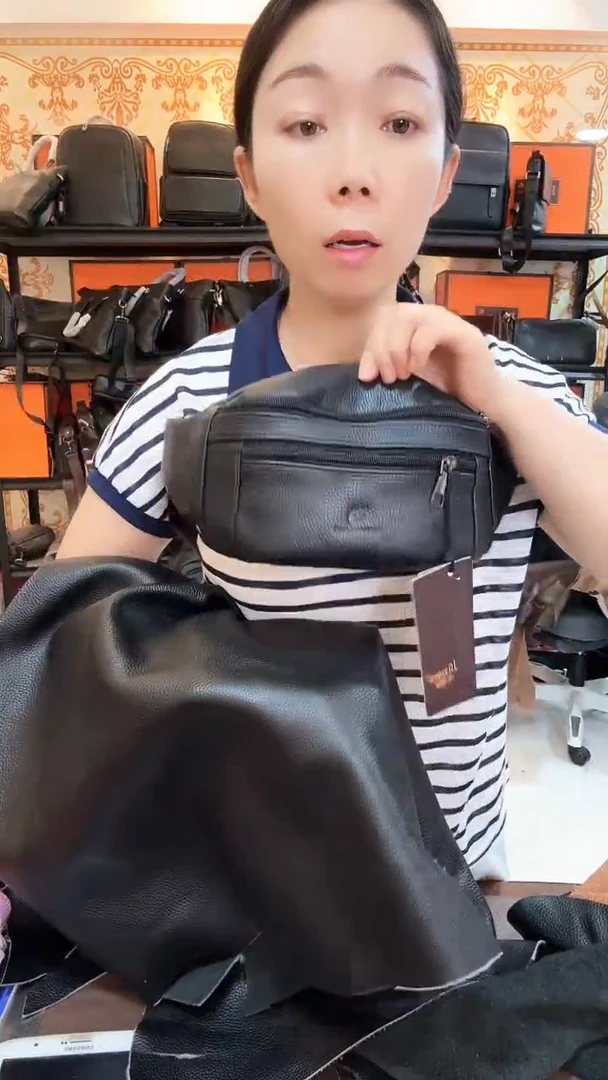 锦纶头层牛皮长34厘米中福利腰包胸包黑色
