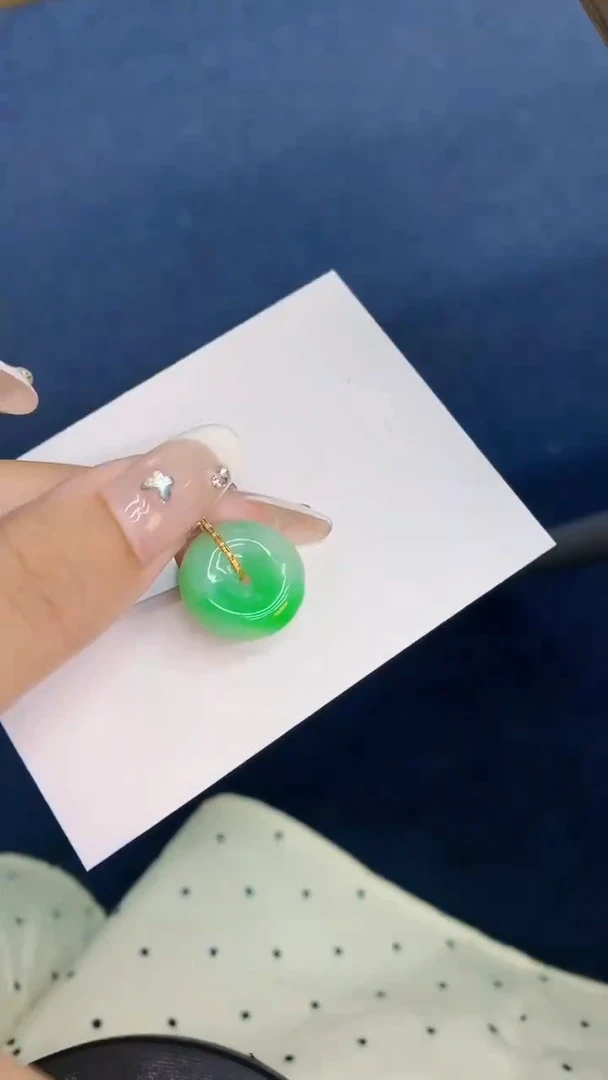 翡翠18K金镶嵌吊坠(不含链)1