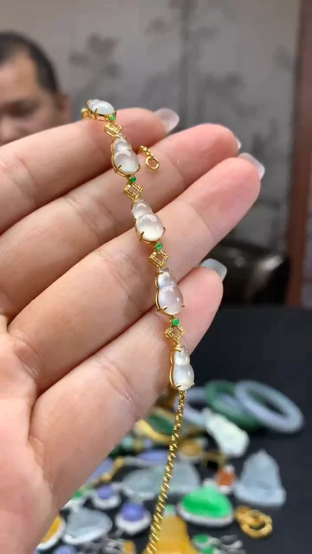 【闪购商品】翡翠手链18K金镶嵌8-天然翡翠