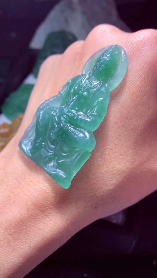 未镶嵌定制翡翠我**界天然缅甸翡翠A货毛货多样性发货其一