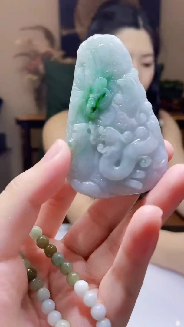 未镶嵌定制翡翠吊坠82