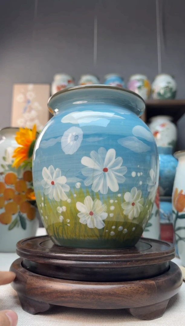 【闪购商品】瓶景德镇手绘陶瓷花瓶无孔高18口13左右