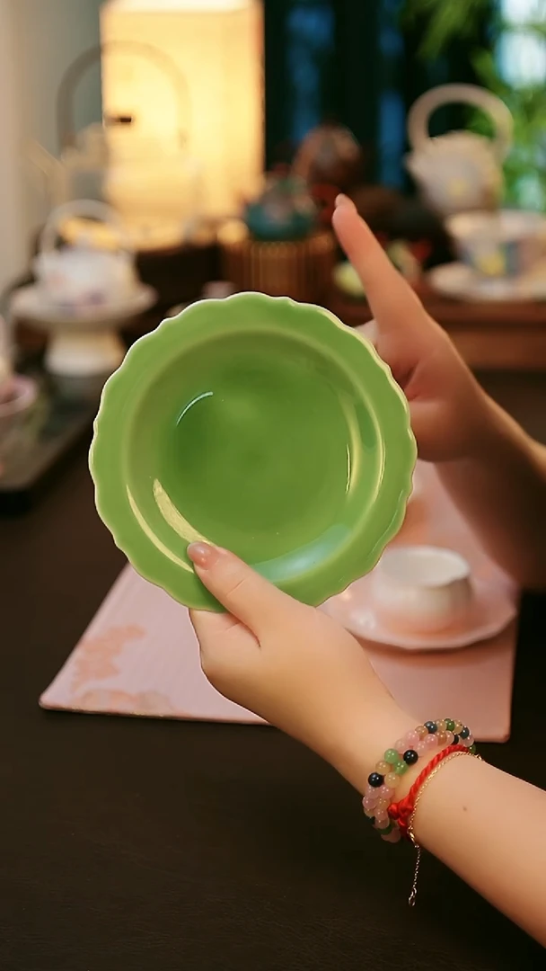 陶瓷茶具绿色花瓣壶承