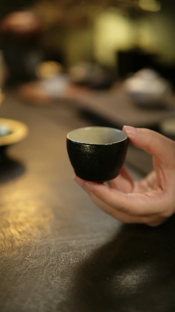 高*阿眠    云龙手作陶泥黑釉单杯