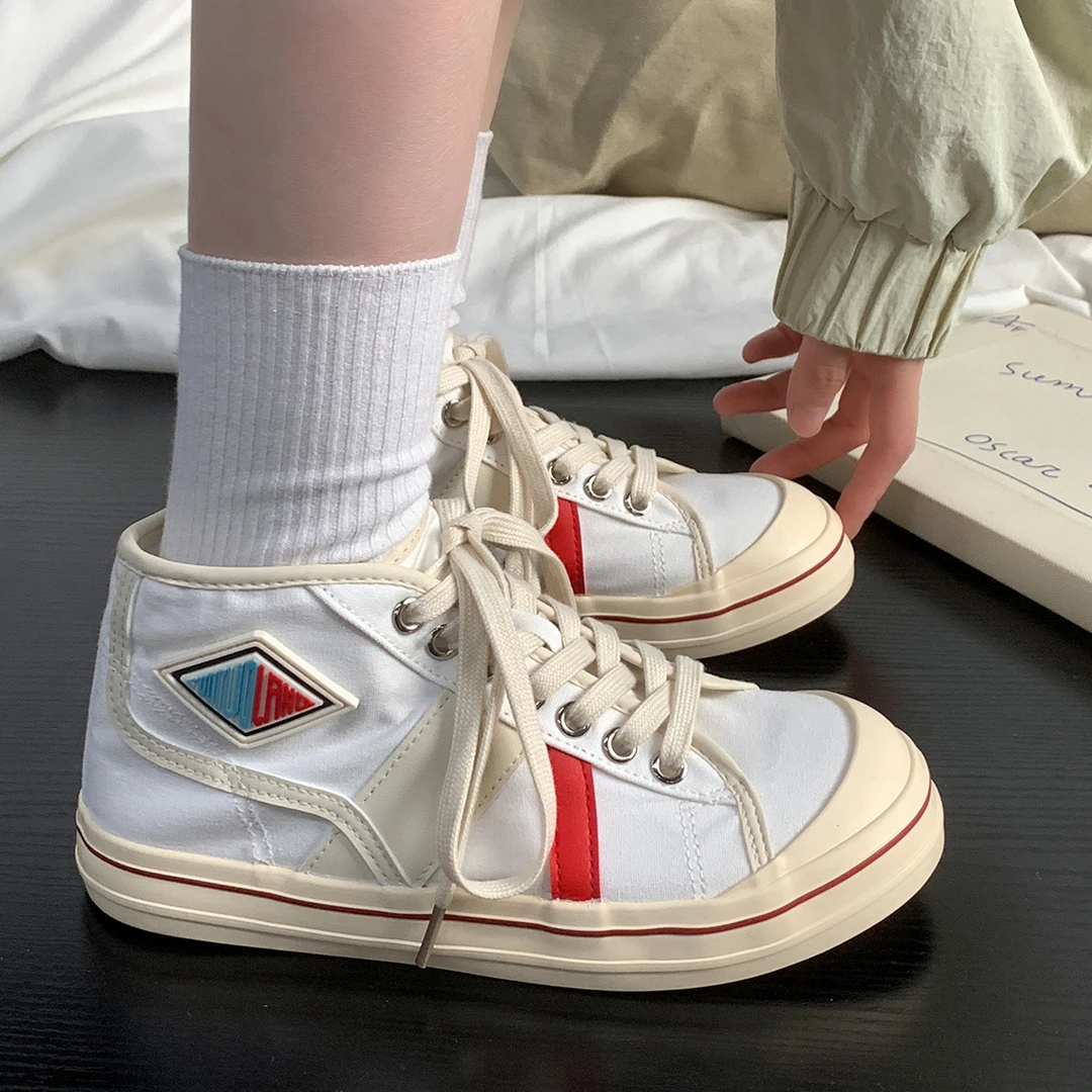 复古爆款帆布鞋女2025夏季新款小众设计百搭透气拼色系带运动板鞋