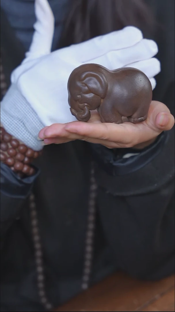 【闪购商品】泥塑归真香方六牙吉象摆件新年福利一对