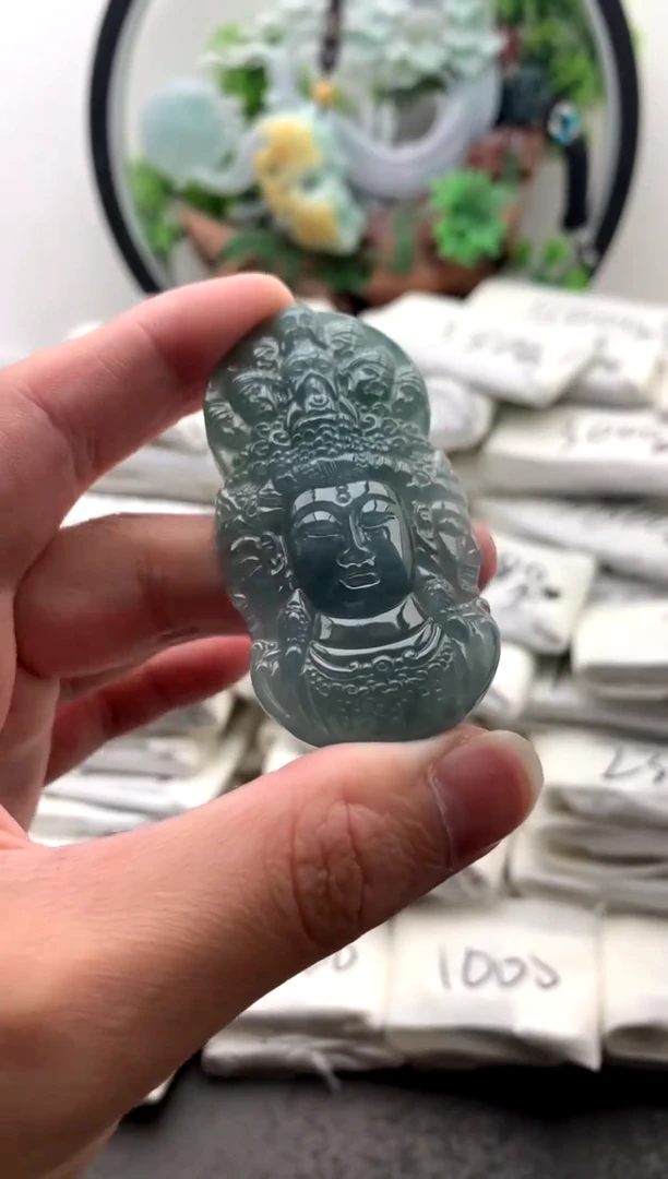 翡翠未镶嵌颈饰观音【品质一般能接受再拍】