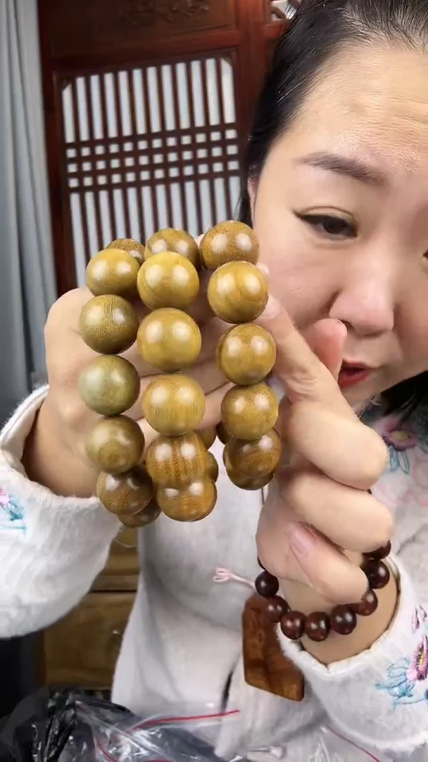 维腊木（绿檀）阿根廷绿檀卡1.8单圈手串