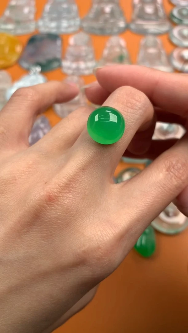 【闪购商品】翡翠颈饰未镶嵌12.9-8.0....