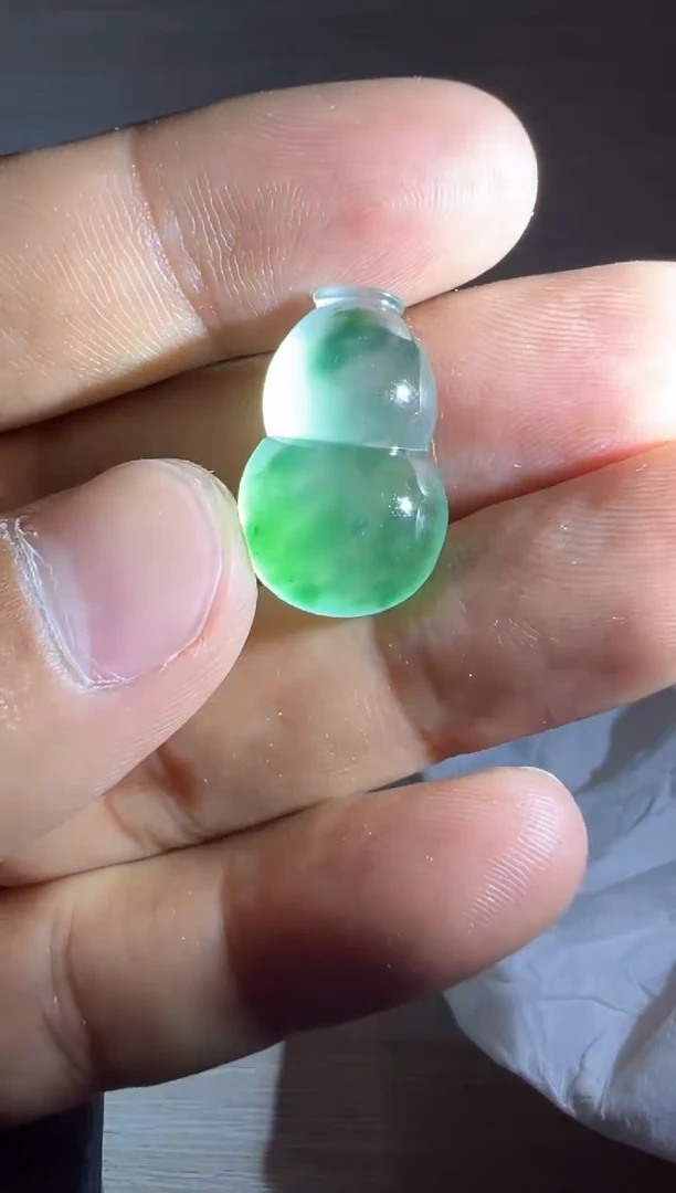 未镶嵌定制翡翠翡翠挂件