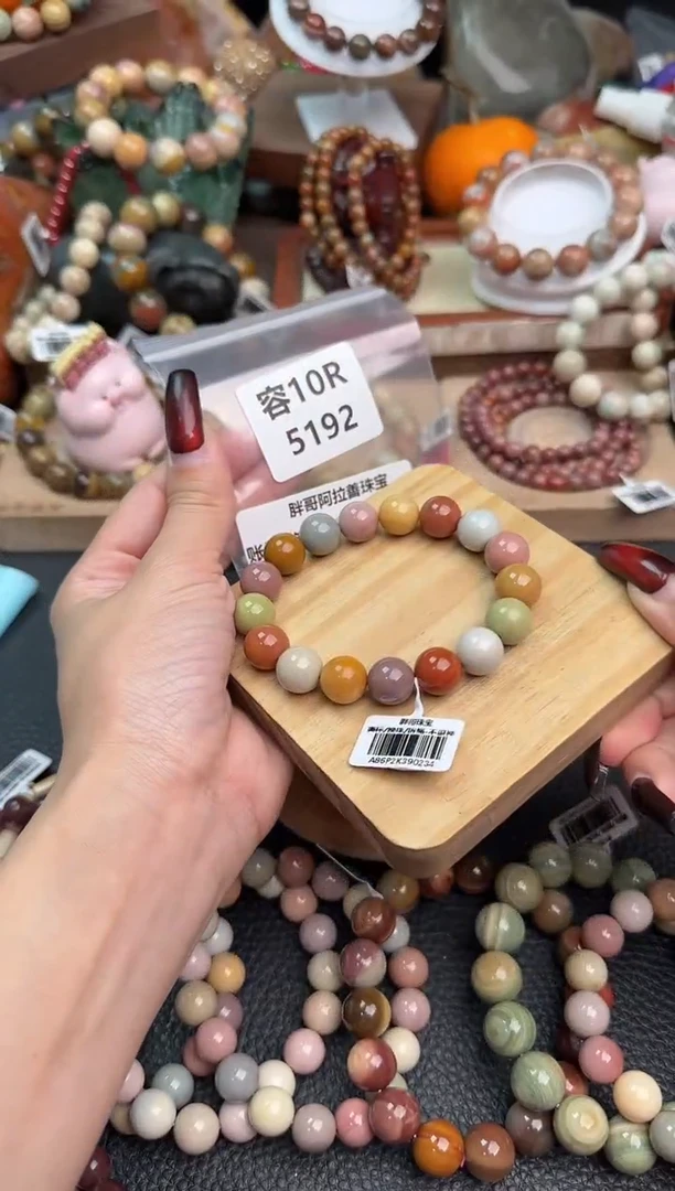 【闪购商品】石英质玉手链未镶嵌10R5192