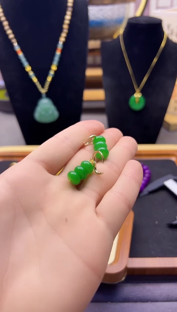 翡翠14K金镶嵌耳饰E459