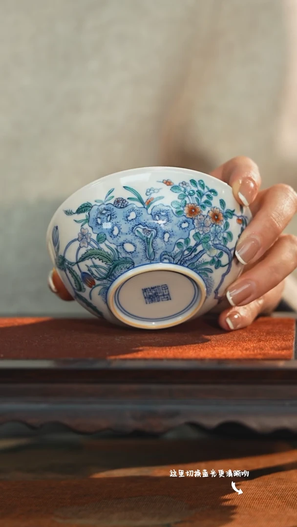 【闪购商品】馆藏级斗彩女将军—涂杏花大师