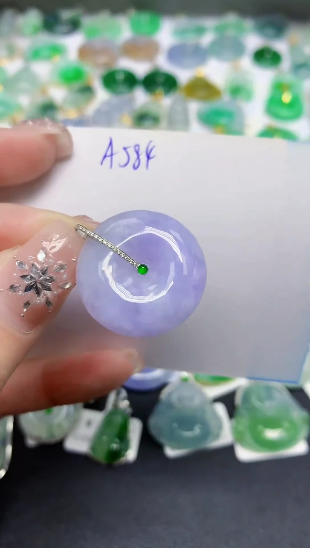 颈饰18K金镶嵌翡翠天然缅甸翡翠A货翡翠百元以上9元证书费自理