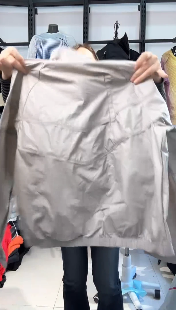 2580 编码  瑕疵直播间过款为准 尺码L