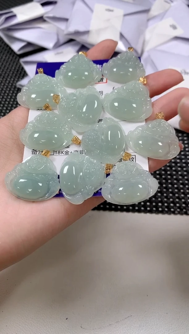 翡翠18K金镶嵌颈饰30多样性发货其一