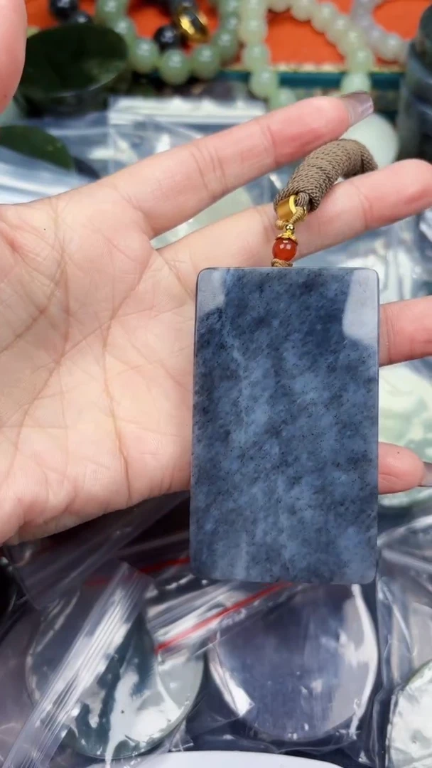 颈饰未镶嵌和田玉和田玉