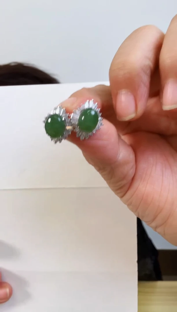 和田玉银S925镶嵌耳饰耳钉