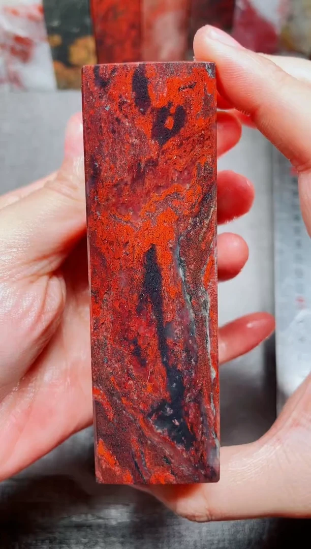 玉桂林鸡血玉素章艳血红扁章27