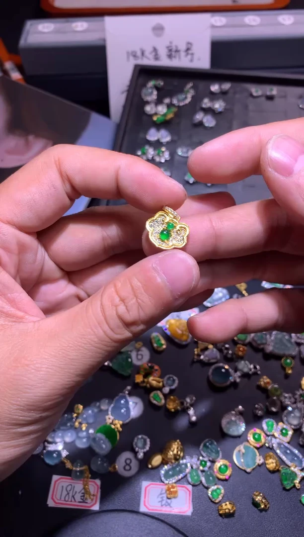 【闪购商品】翡翠吊坠(不含链)银S925镶嵌1