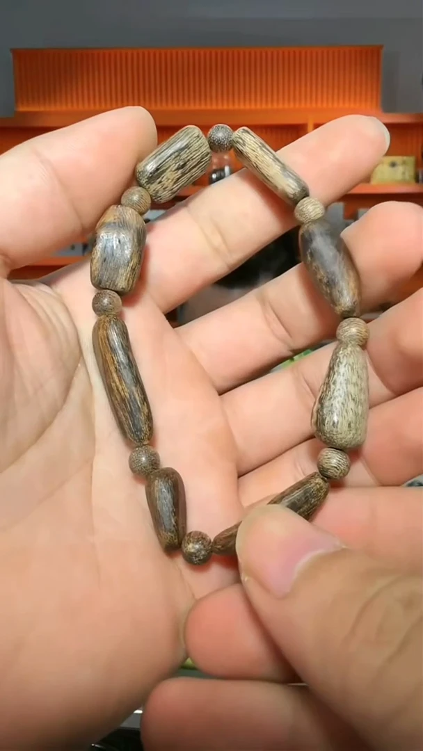 沉香手串173号单圈瘤疤多样性发一