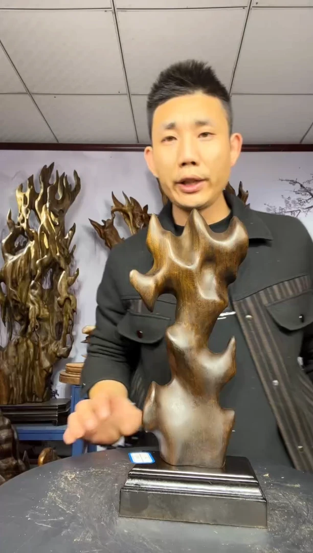 金丝楠木雕款J****a金丝楠木工艺品摆件