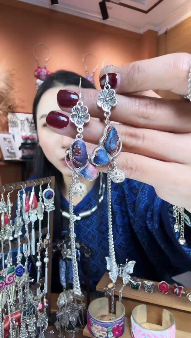 【闪购商品】刺绣纯手工民族风耳环