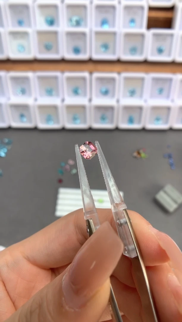 未镶嵌裸石定制碧玺0.79ct