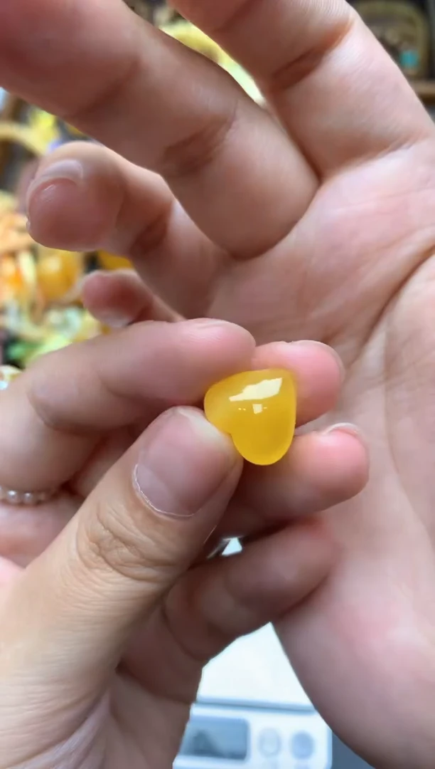 【闪购商品】琥珀珠宝奇石未镶嵌011琥珀蜜蜡花粉有纹小坑介意勿拍